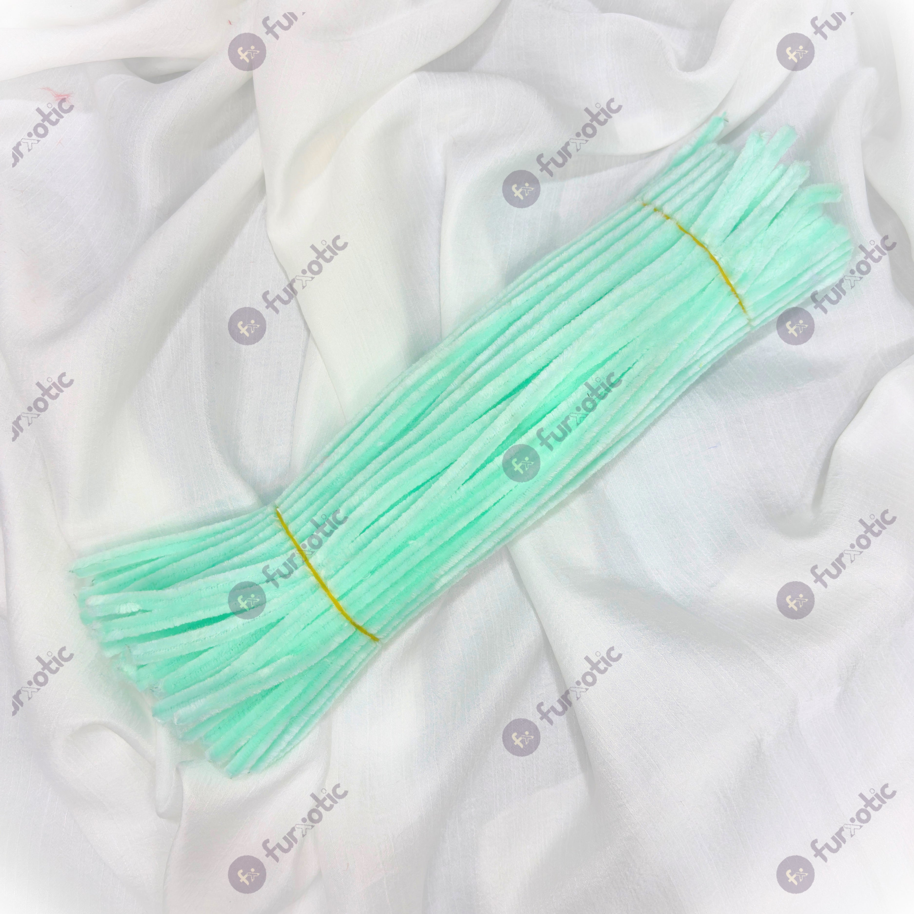8mm Pipe Cleaner Plain 100pcs (Light Green)