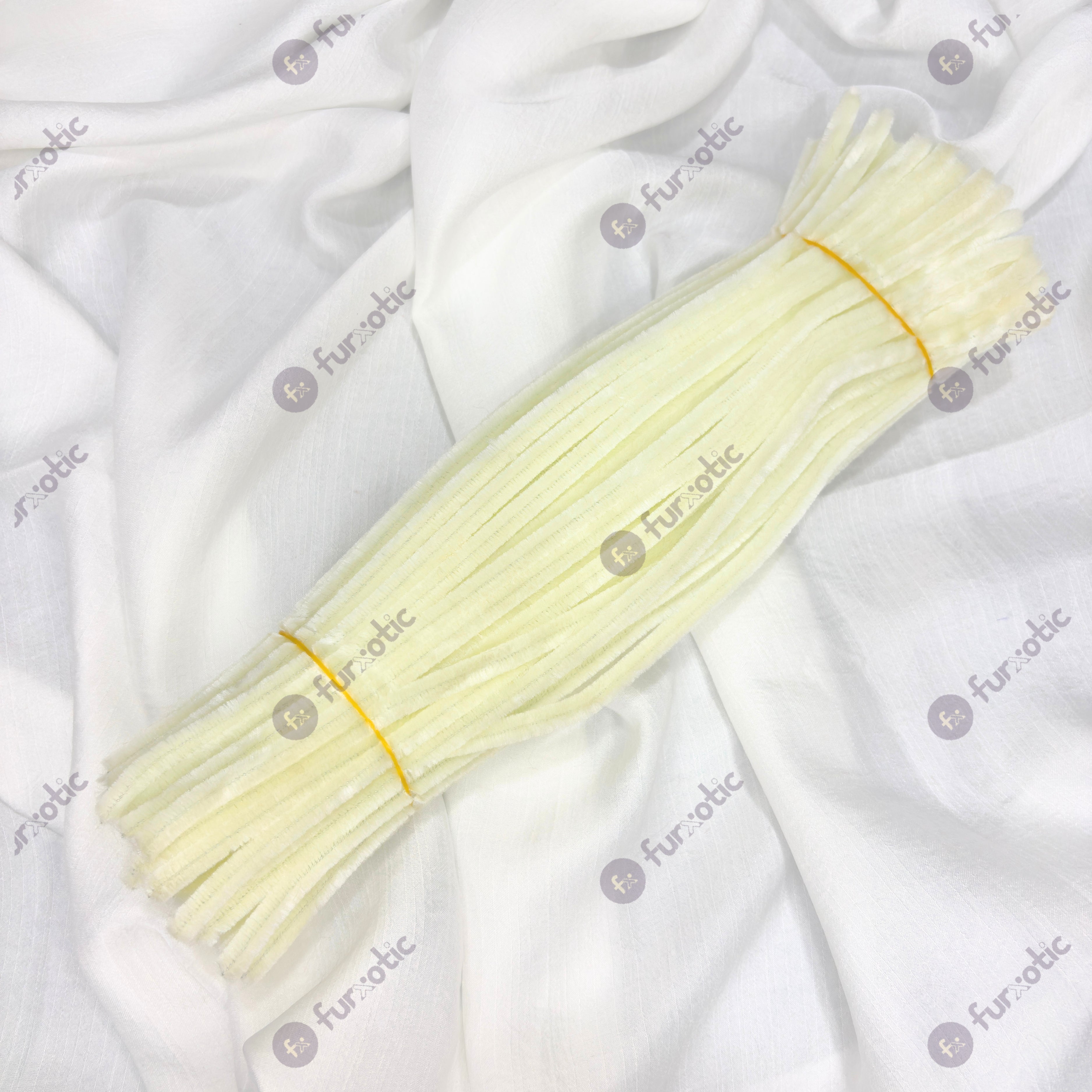 8mm Pipe Cleaner Plain 100pcs (Ivory)