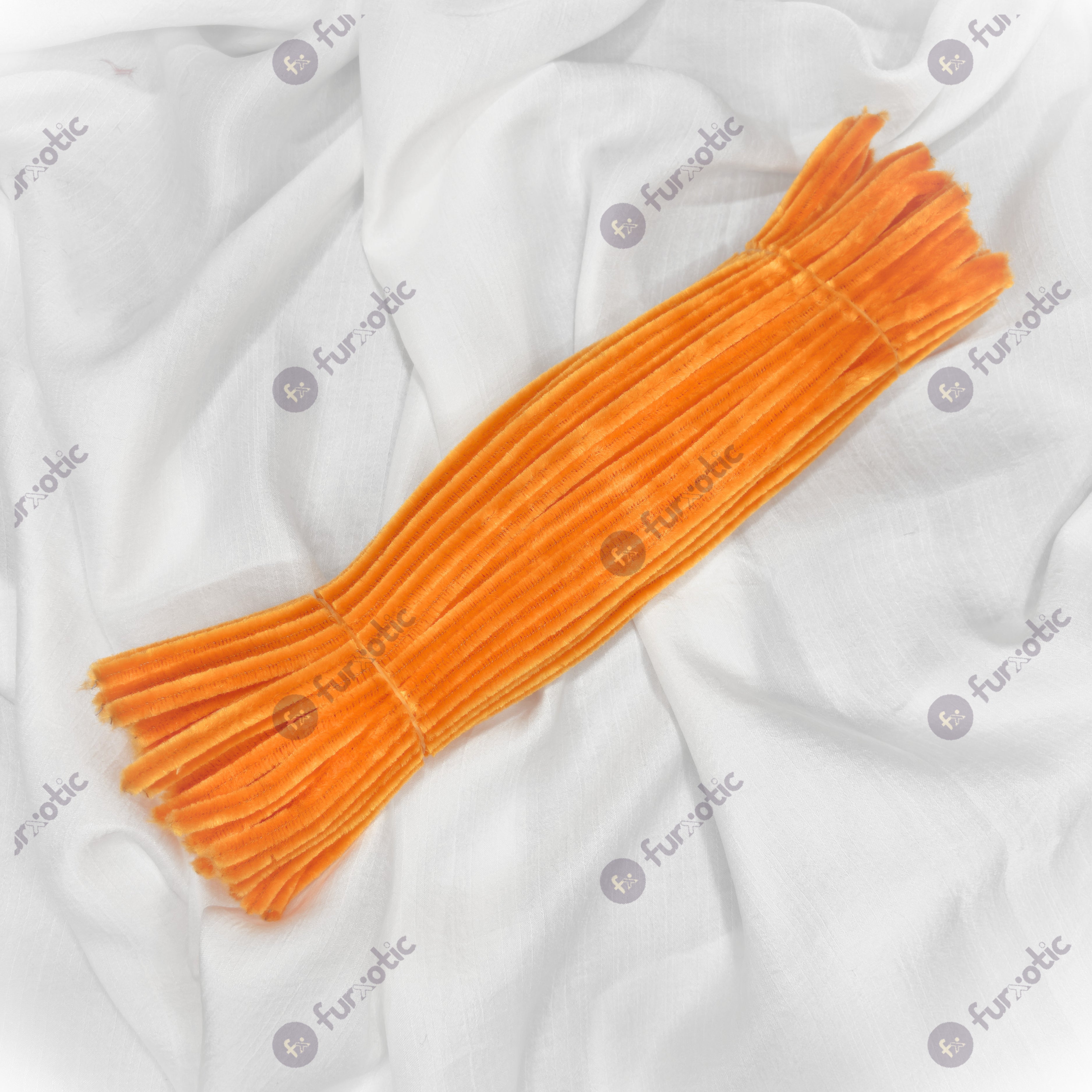 8mm Pipe Cleaner Plain 100pcs (Golden Yellow)