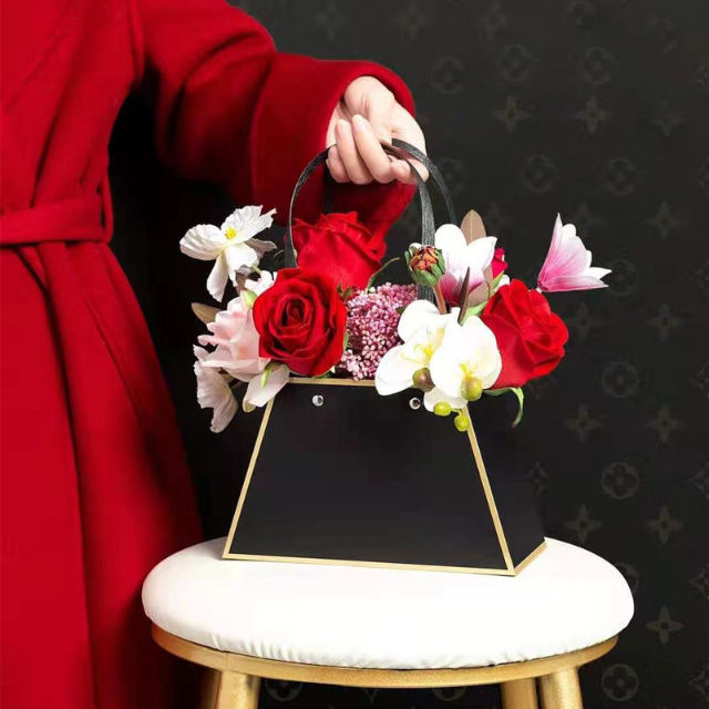 Portable Flower & Gift Hand Bag – Bouquet Packaging Bag with Gold Border