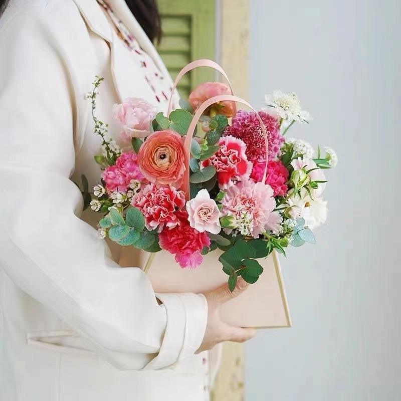 Portable Flower & Gift Hand Bag – Bouquet Packaging Bag (Red)