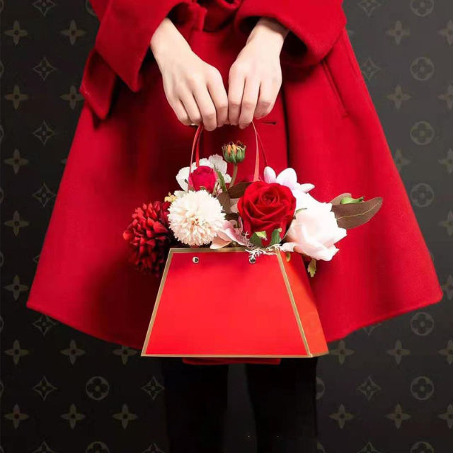 Portable Flower & Gift Hand Bag – Bouquet Packaging Bag with Gold Border