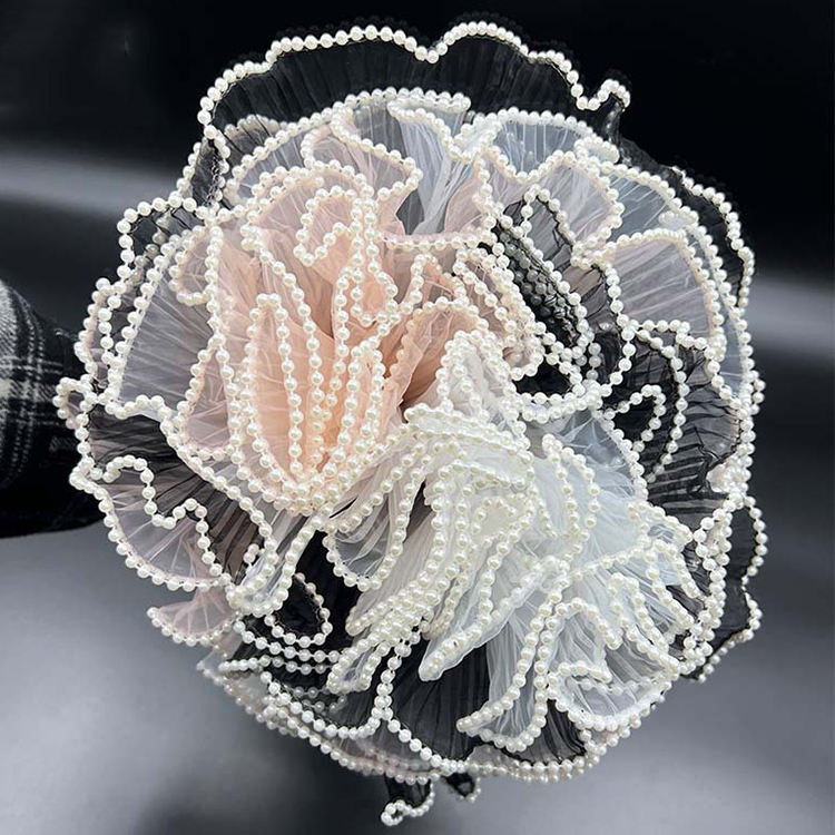 Wrinkled Wavy Wrapping Net with Pearl Edge (White)