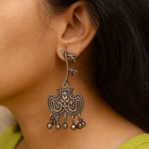 Elegant Long Metallic Silver Oxidized Earring